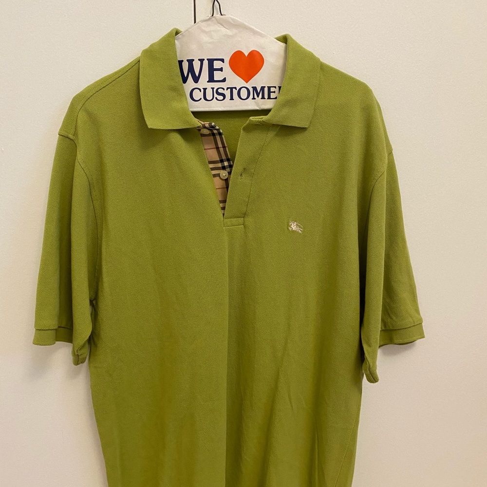 Burberry polo short sleeve shirt 
Size: M